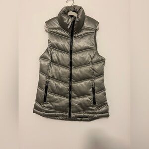 Women’s Orangetheory Silver Puffer Vest